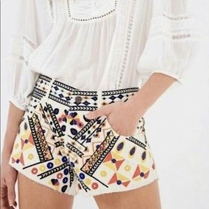 NWT Farm Rio Embroidered Denim Shorts XS.